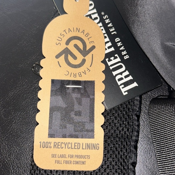 True religion crossbody backpack - Picture 3 of 9